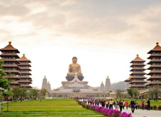 Viếng thăm Phật Quang Sơn – kinh đô Phật giáo nổi tiếng Đài Loan